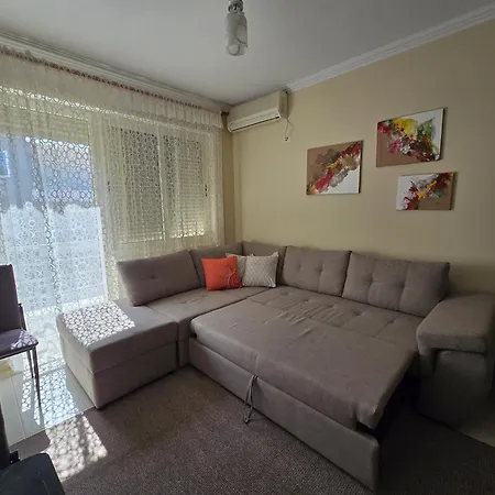 아파트 Kompleksi Freskia