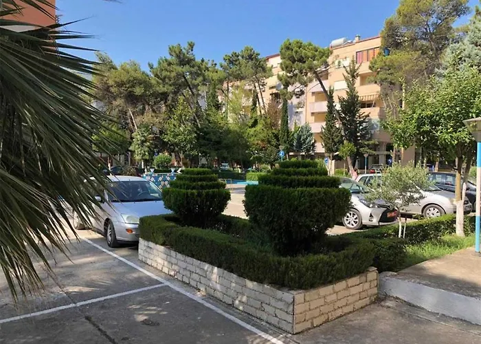 Lägenhet Kompleksi Freskia